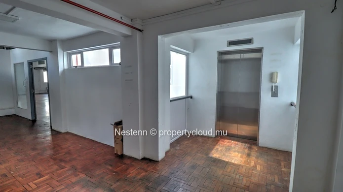 Bureau de 400 m2