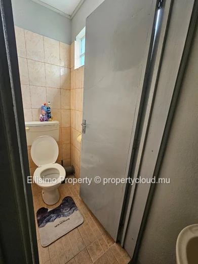 For Rent – Cozy 2-Bedroom Apartment in Calodyne