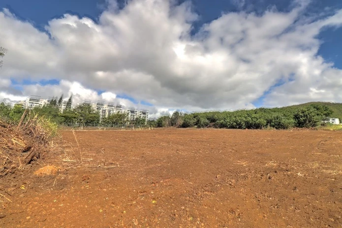 Residential & commercial/residential Plot of 4220.77 