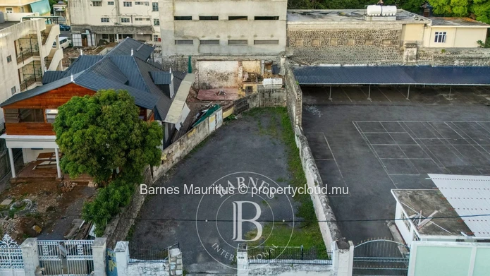 PORT LOUIS - Plot of Land for Sale - 241.14 sqm