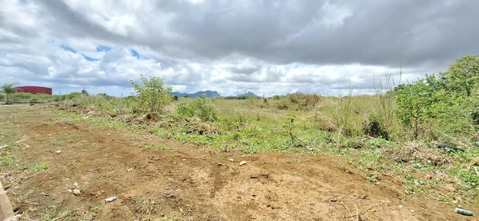 Terrain à bâtir de premier choix à vendre à Highland Rose – Potentiel exceptionnel pour un projet commercial et à usa...