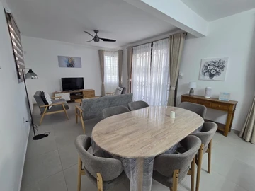 4 Bedroom Villa
