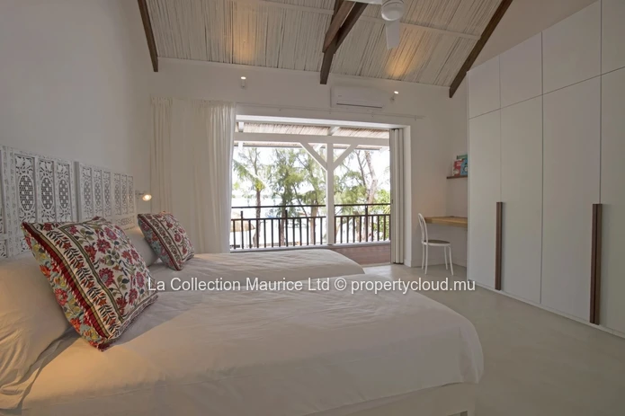 Villa I Tamarin I Beachfront