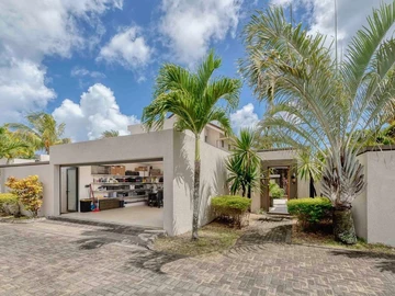 4 Bedroom Villa