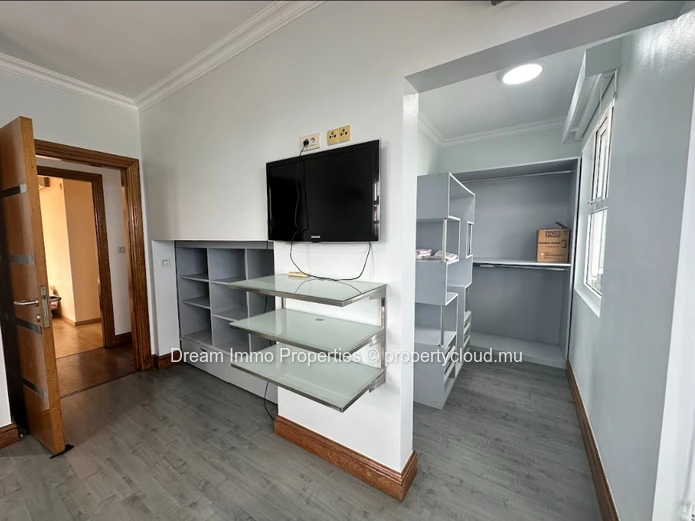 Superb Duplex Penthouse With Mountain Views In Quatre Bornes – Mauritius