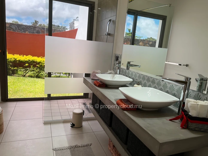 4BR, 4Bath Luxury Villa for Sale in Cap Malheureux, Grand Baie