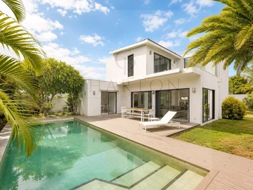 4 Bedroom Villa