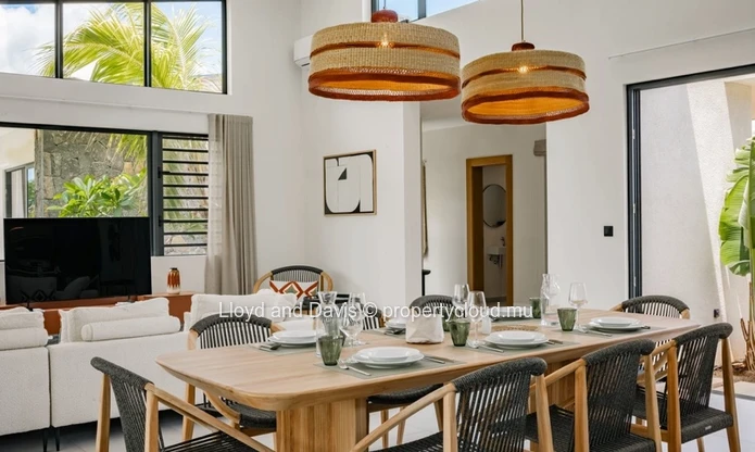 Exceptional Contemporary Villa