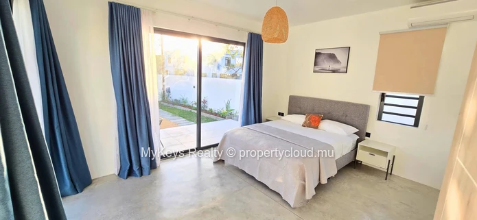 Panoramic Rooftop - Private Swimming Pool - Recently Built Villa