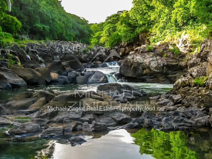 Mauritius – Exclusive 3-Bedroom Penthouse on the Riverside in Black River