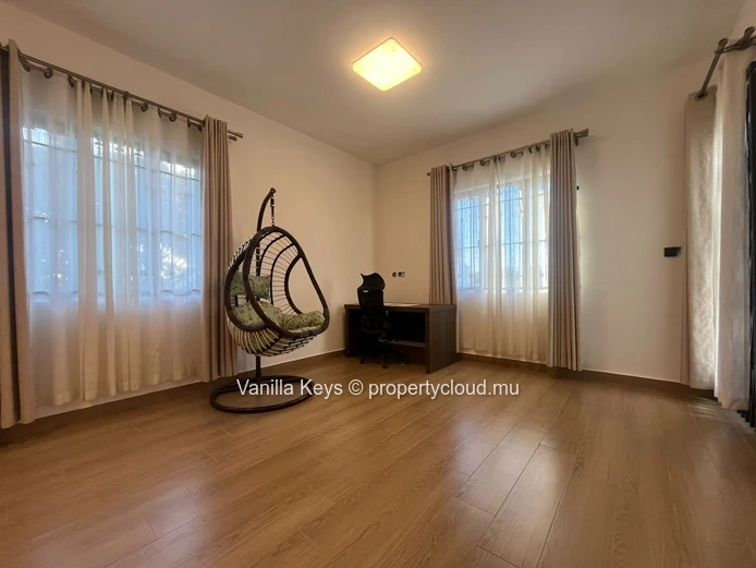 For Rent – Spacious Apartment In Green Creek