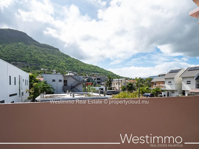 3-bedroom house for rent in La Preneuse, close to everything