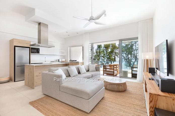 Appartement de 3 chambres au premier étage avec vue sur l’océan à vendre à Grand Gaube, Île Maurice