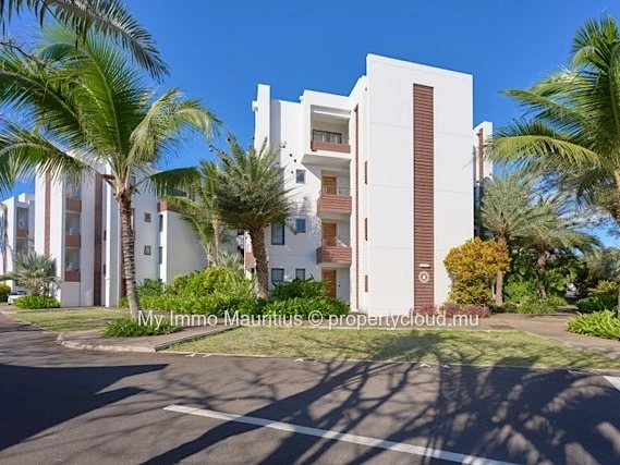 Apartment 3 Minutes' Walk from the Beach