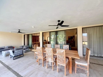 4 Bedroom Villa