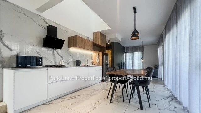Superbe duplex neuf à Highland Rose