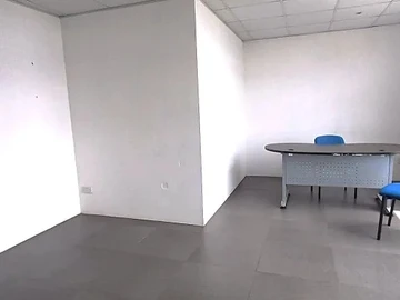Bureau de 3 Chambres