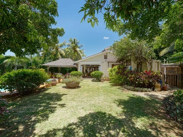 4 Bedroom Villa