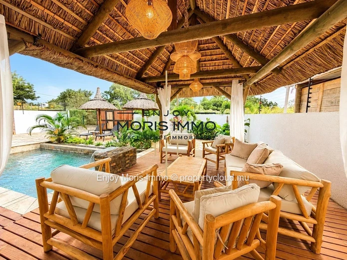 Villa meublée avec piscine à louer à Grand baie/ pereybere  – Île Maurice | 250 m² | 3 chambres | Location longue durée