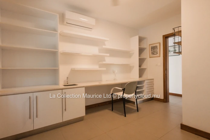 Villa I Tamarin I Close to Schools