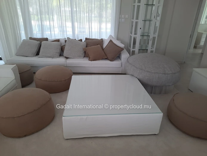 Superb villa for Rent - 4 bedrooms with Golf View | Anahita Beau Champ
