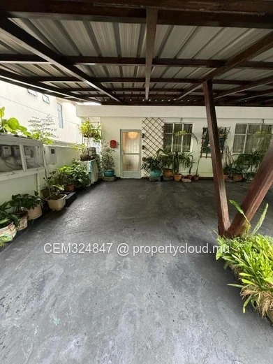 Duplex for Sale, Sodnac 