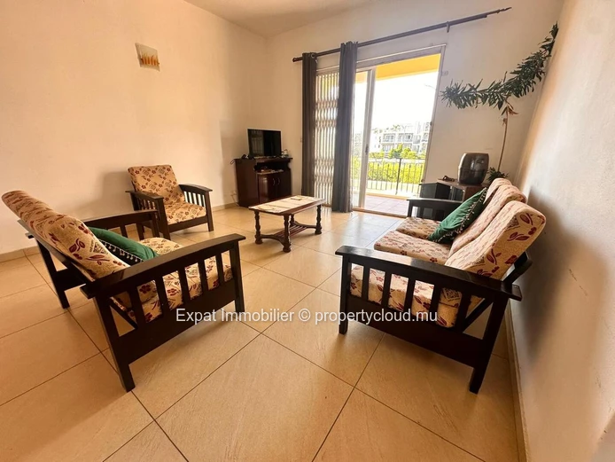 Appartement 2 chambres à louer à Grand Baie – Résidence sécurisée avec piscine