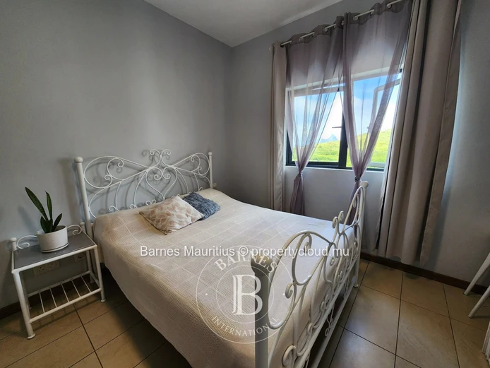 PHOENIX - Bel Appartement Moderne à Vendre - 3 Chambres