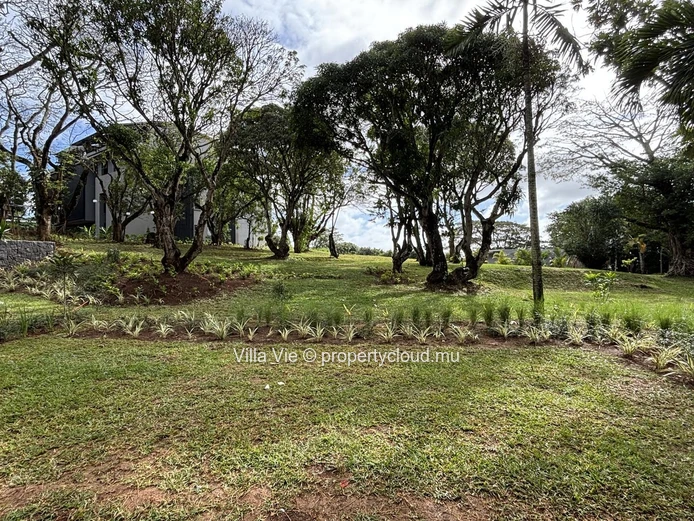 Belle Vue - 4-bedroom en-suite apartment in a secured residence