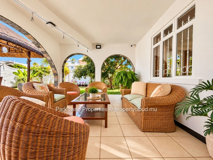 A Beautifully Maintained Family Home in the Heart of Flic en Flac