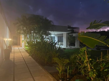 4 Bedroom Villa