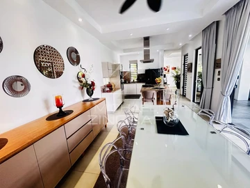 4 Bedroom Villa