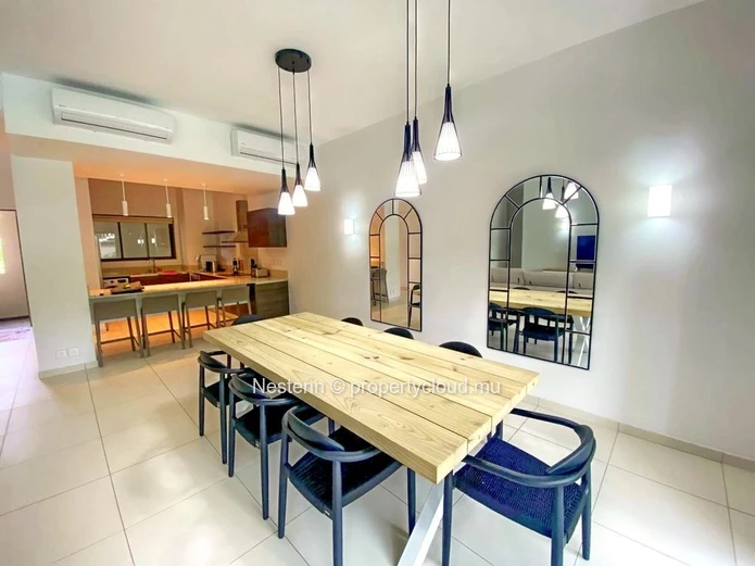 Appartement neuf et moderne de 3 chambres en résidence sécurisée.