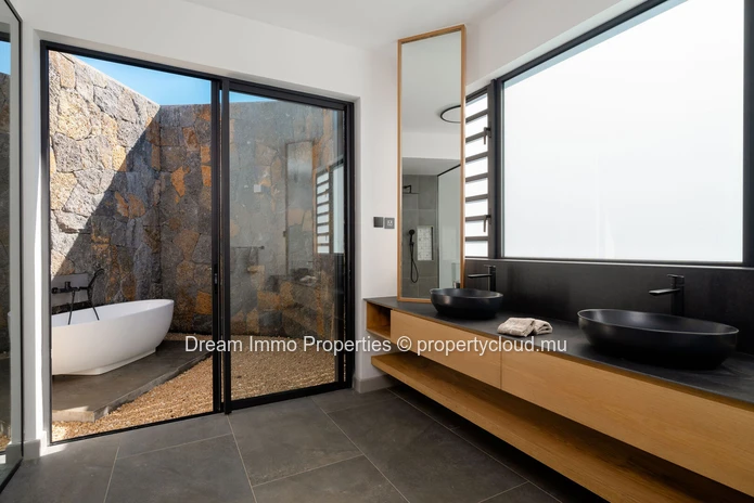 Elégante villa 3 chambres avec vue golf & montagne à Anahita – Ile Maurice