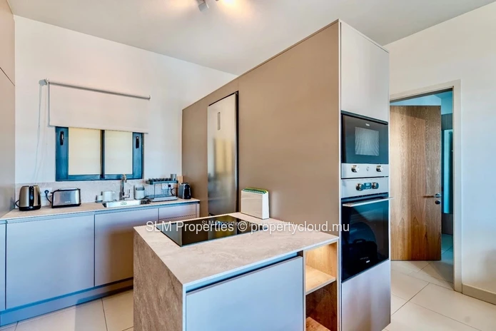 Contemporary Furnished 2-Bed with Balcony in Moka