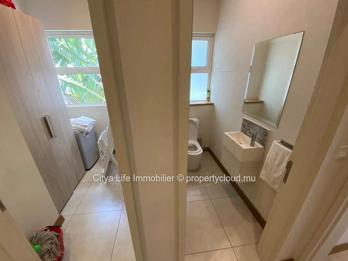 Seaside Living in Grand Baie – Elegant 3-Bedroom Apartment