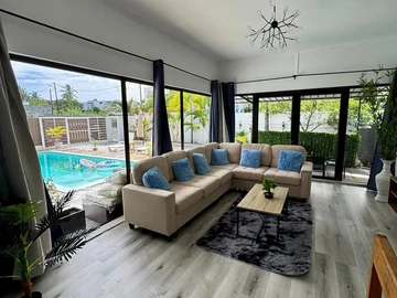 4 Bedroom Villa
