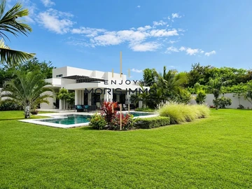 4 Bedroom Villa