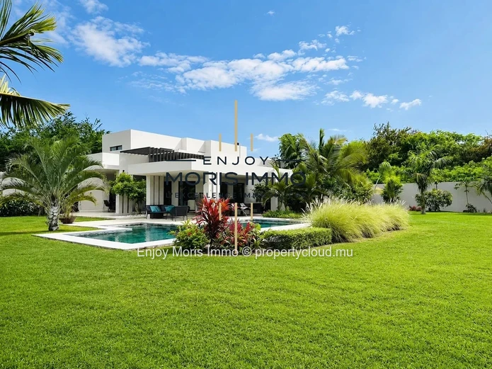 Magnifique Villa Contemporaine 4 Chambres avec Piscine – À vendre à Cap Malheureux