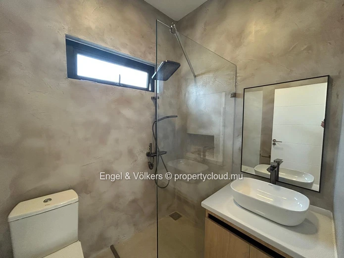 Brand-New 3-Bedroom Villa for Rent in Calodyne
