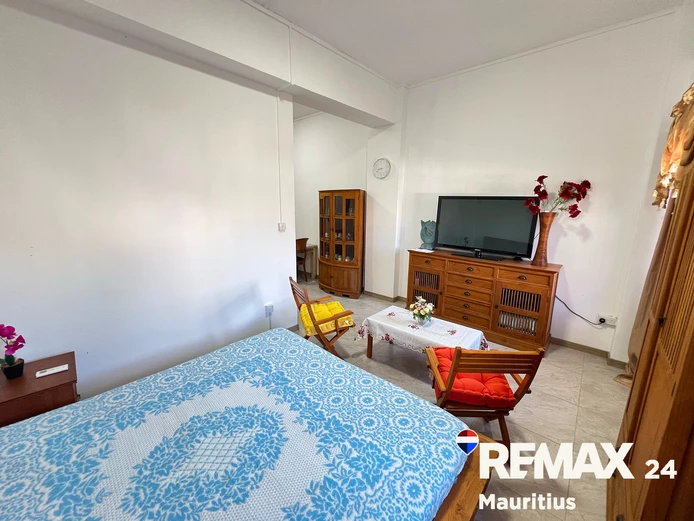 Cozy 1-Bedroom Ground-Floor Studio for Rent in Flic en Flac