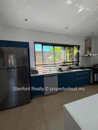 Beautiful Villa for Rent - 4 Bedrooms, Grand Baie, North