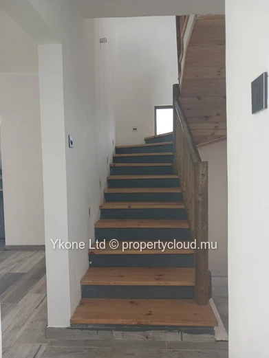 Villa For Sale In Vacoas