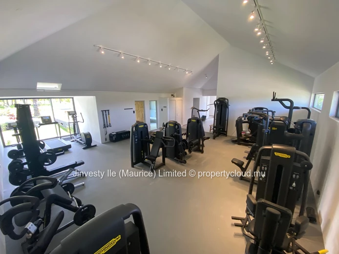 JINVESTY ILE MAURICE : Exclusivité villa de luxe Mont Choisy GOLF