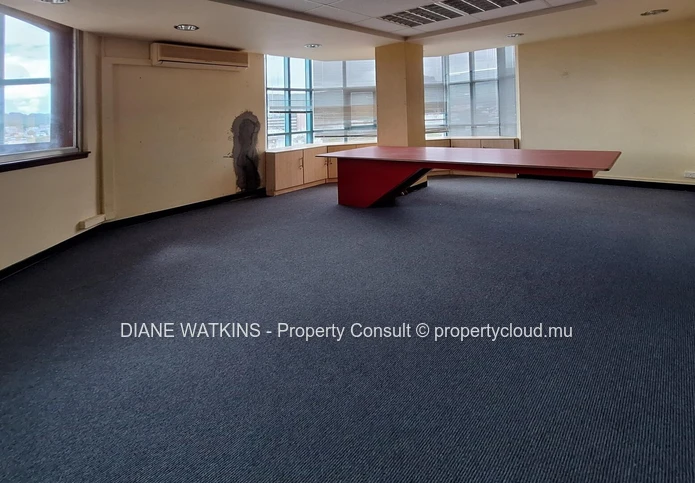 Office Space for Sale – 8th Floor in Port Louis