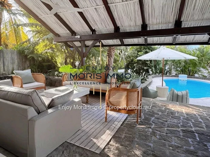 Modern Villa with Swimming Pool – For rent in Calodyne