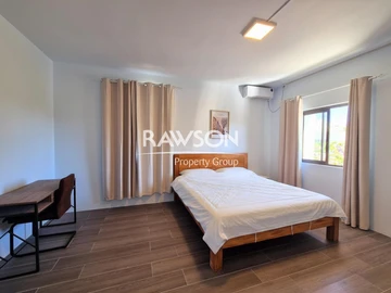 3 Bedroom Townhouse, Duplex