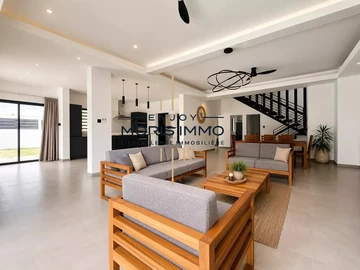 4 Bedroom Villa