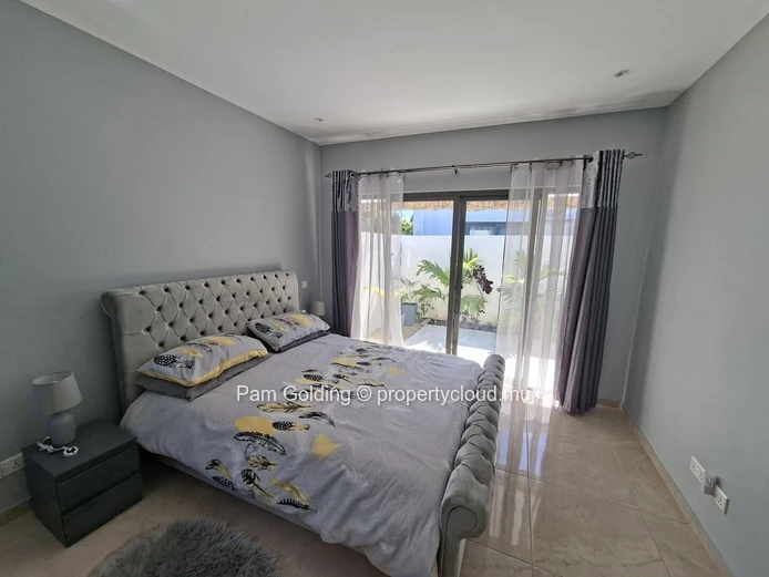 Grand Gaube – Maison à vendre – Pam Golding Mauritius