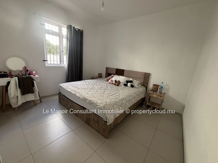 Appartement meublé 2 chambres à louer à Albion avec jardin